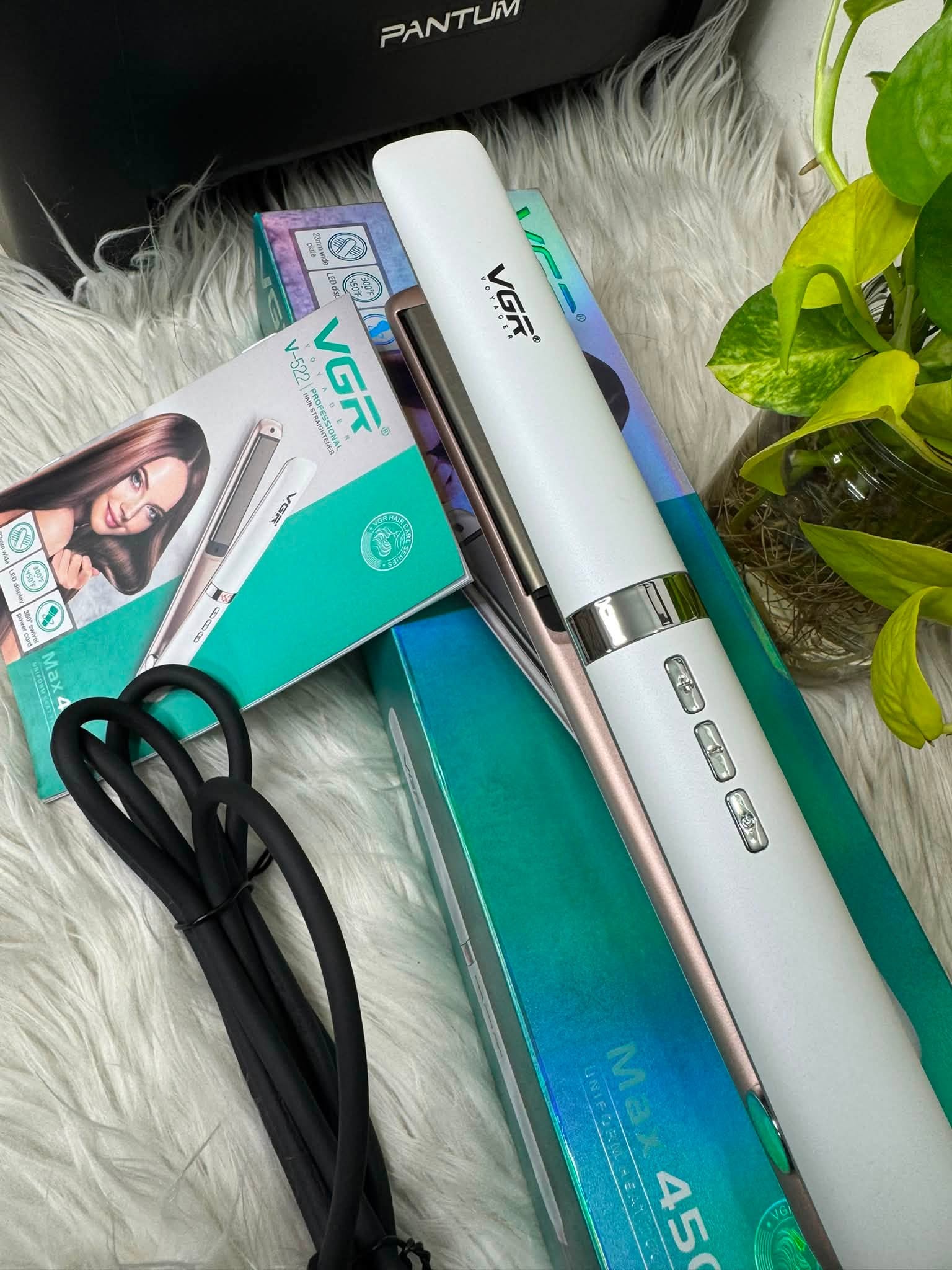 VGR v-522 Professional Hair Straightner